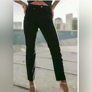 Amaryllis & Tayshia The Manhattan Black denim Jeans Sz 6 Frayed Hem Straight Leg